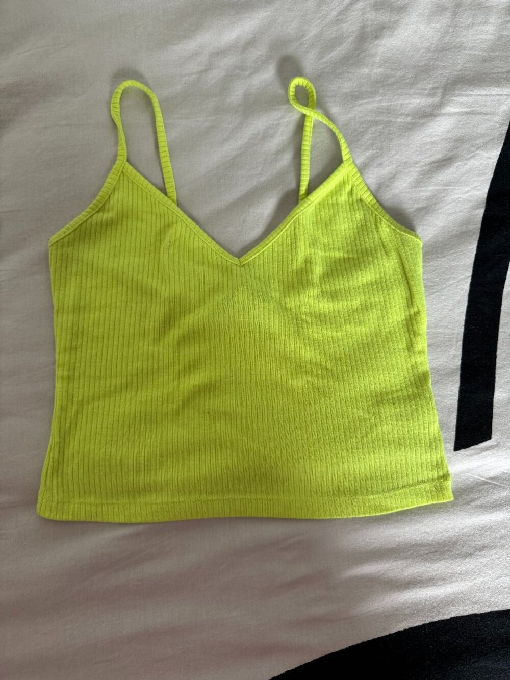EUC Express Neon Yellow Ribbed Crop Tank | V-Neck Spaghetti Strap Cami Sz M